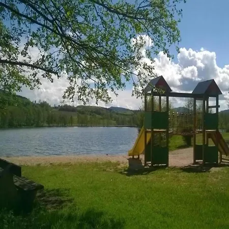 Lakefront Glamping W Pets Herpelmont